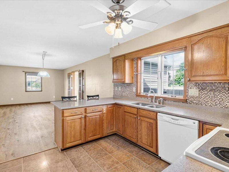 1309 Mohican Trail, Wapakoneta, OH 45895 Photo 15