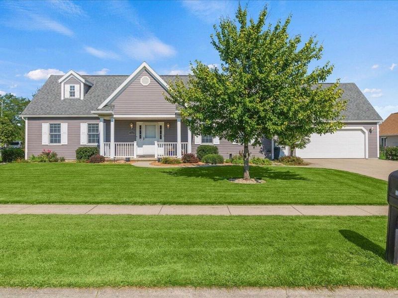 1309 Mohican Trail, Wapakoneta, OH 45895 Photo 2