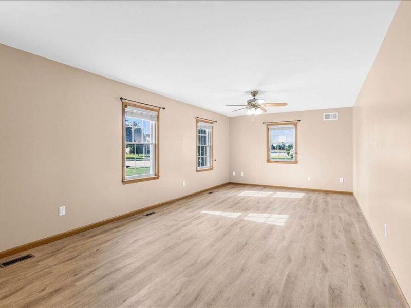 1309 Mohican Trail, Wapakoneta, OH 45895 Photo 8