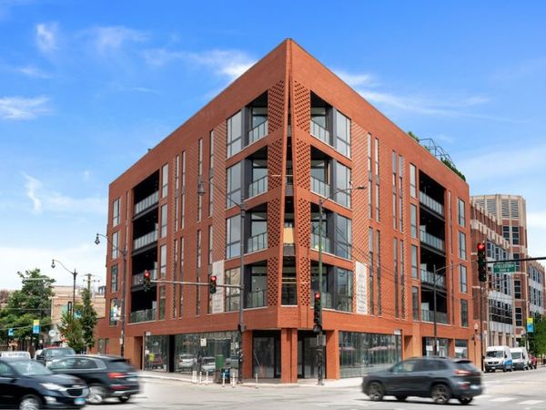 2411 N Lincoln Avenue , Unit 403, Chicago, IL 60614
