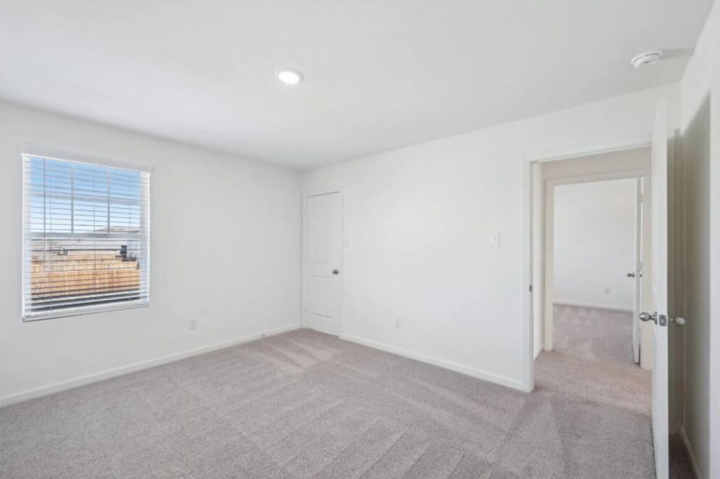 5309 Cottage Landing Drive Photo 11