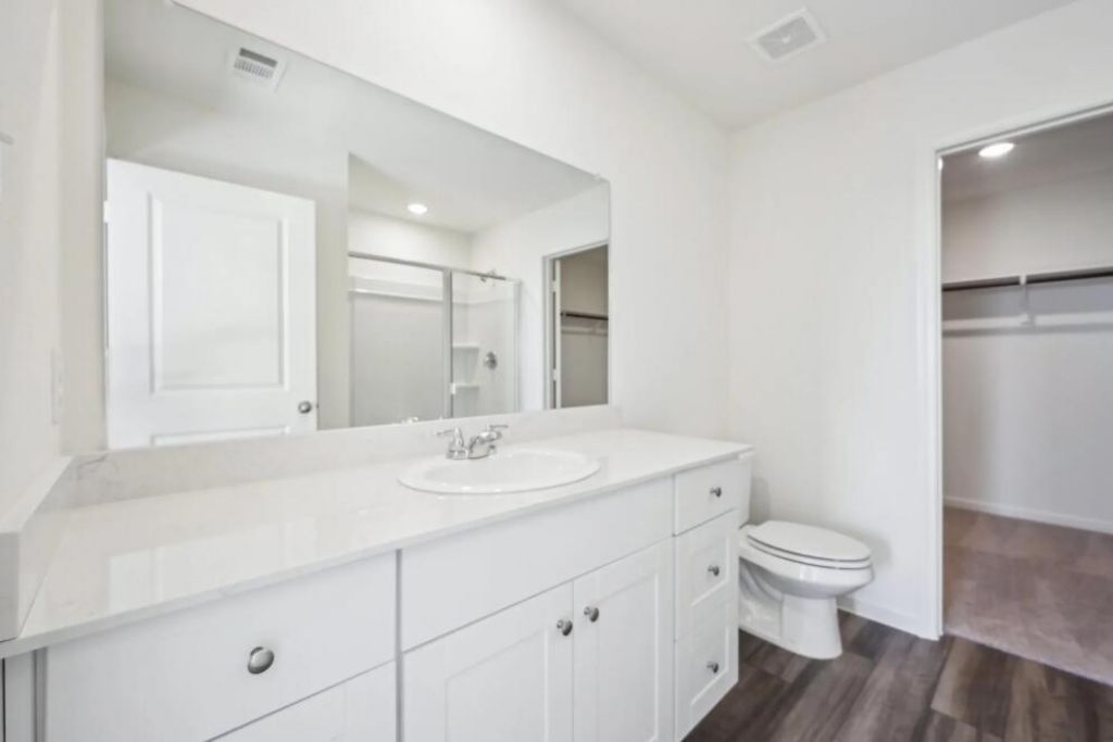 5309 Cottage Landing Drive Photo 9