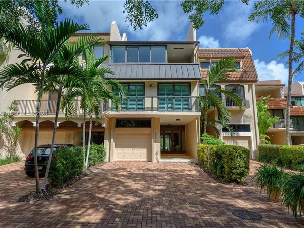 5990 Paradise Point Dr , Unit 5990, Palmetto Bay, FL 33157