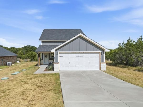 5101 Santa Fe Street, Granbury, TX 76048
