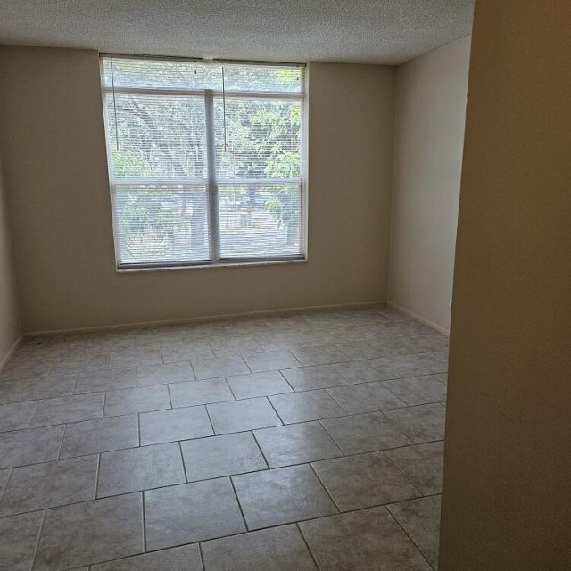 3690 Inverrary Drive, Unit 2Y, Lauderhill, FL 33319 Photo