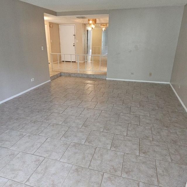 3690 Inverrary Drive, Unit 2Y, Lauderhill, FL 33319 Photo