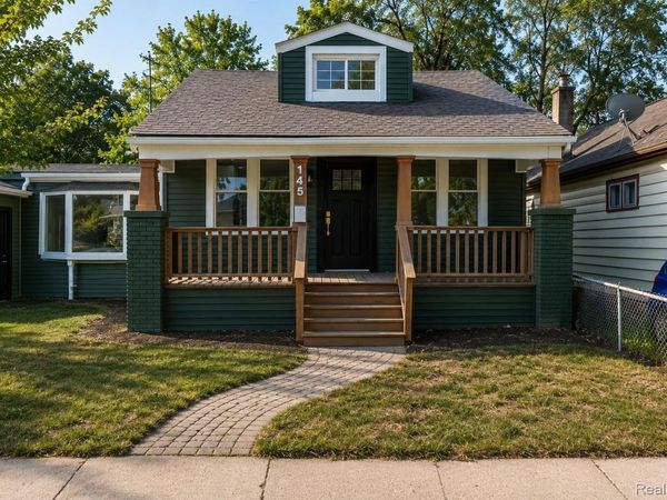 145 W Bernhard Avenue, Hazel Park, Mi 48030