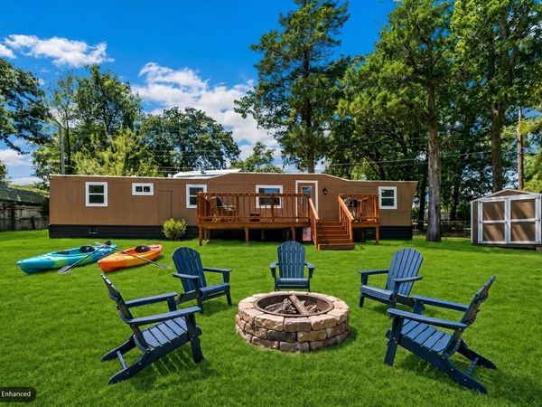 265 Robin Hood Road, Gordonville, TX 76245