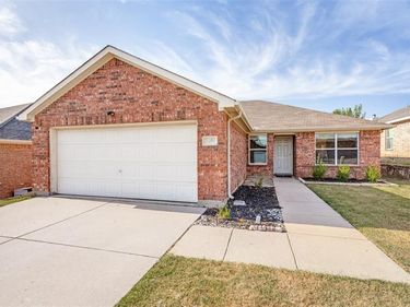 3804 Jade Street, Fort Worth, TX 76244
