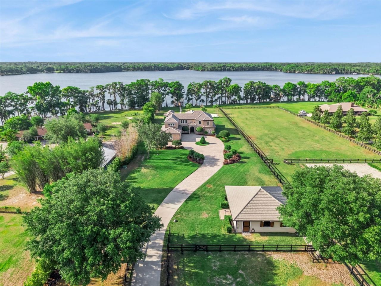 746 Lake Mills Road, Oviedo, FL 32766 Photo