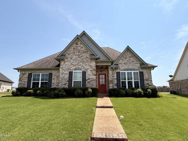 4928 Margarette Circle, Olive Branch, MS 38654