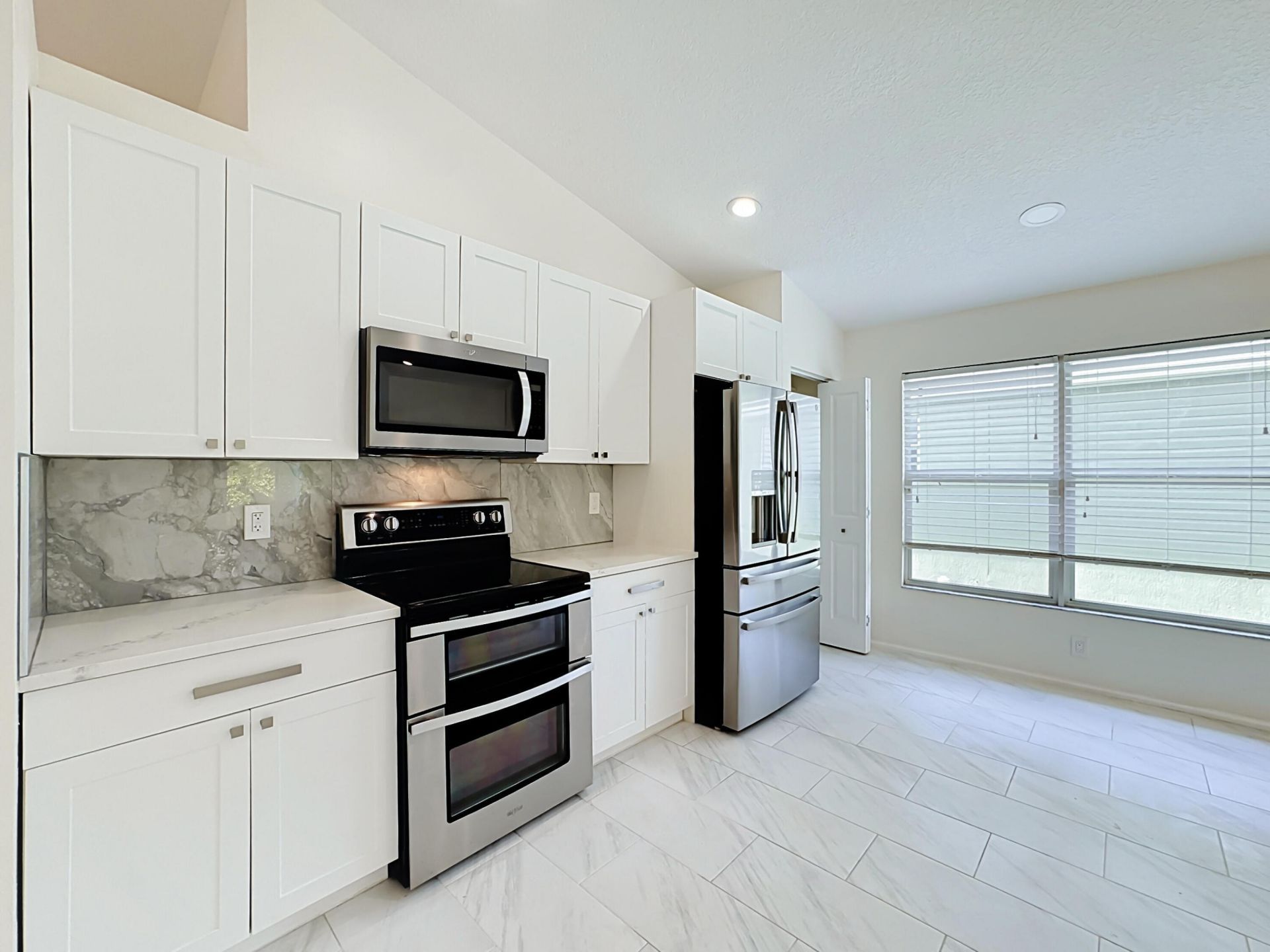 8914 SW Bonneville Drive, Stuart, FL 34997 Photo