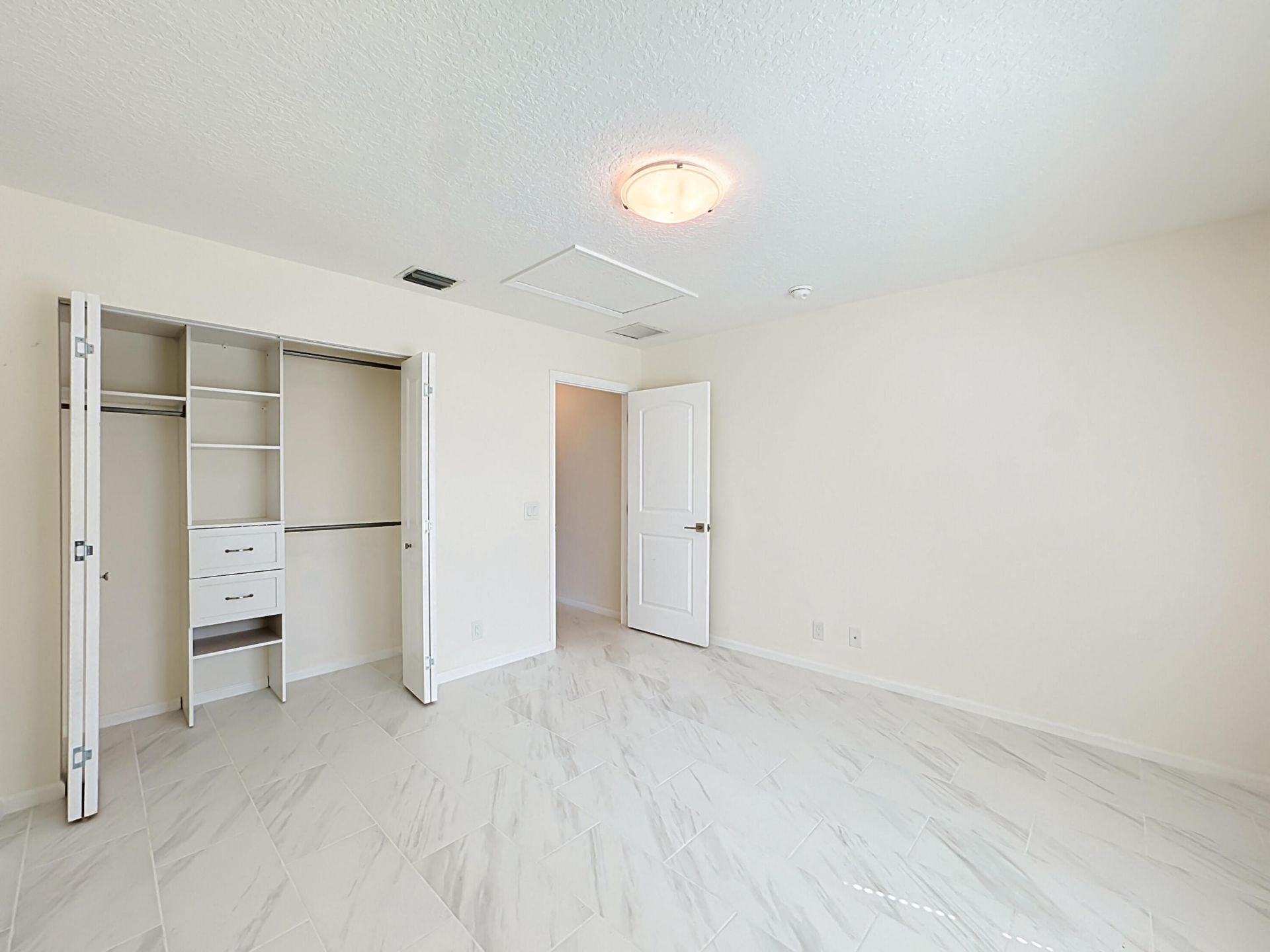 8914 SW Bonneville Drive, Stuart, FL 34997 Photo
