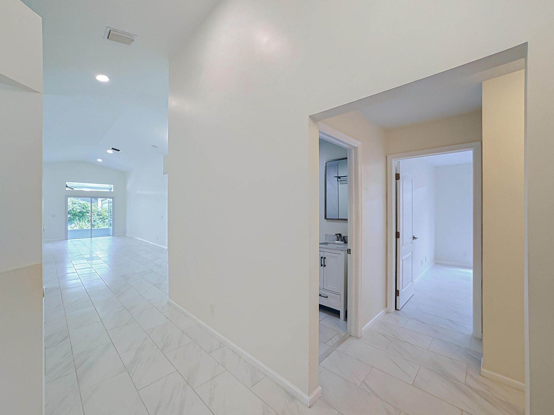 8914 SW Bonneville Drive, Stuart, FL 34997 Photo