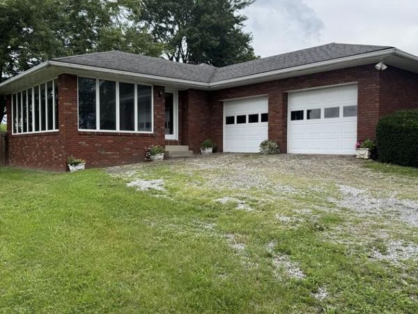 26 BILL'S LANE, Moundsville, WV 26041