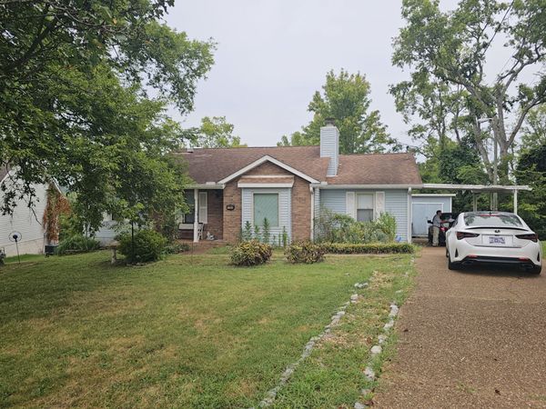 1204 Bellshire Terrace Dr, Nashville, TN 37207