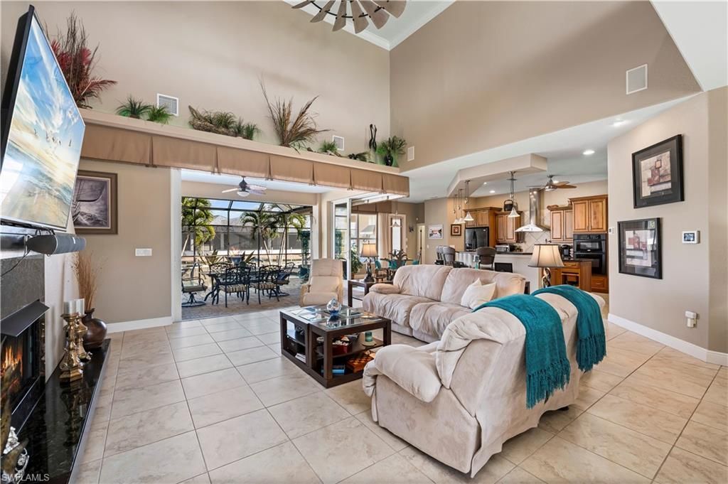 48 Colony Point Dr, Punta Gorda, FL 33950 Photo