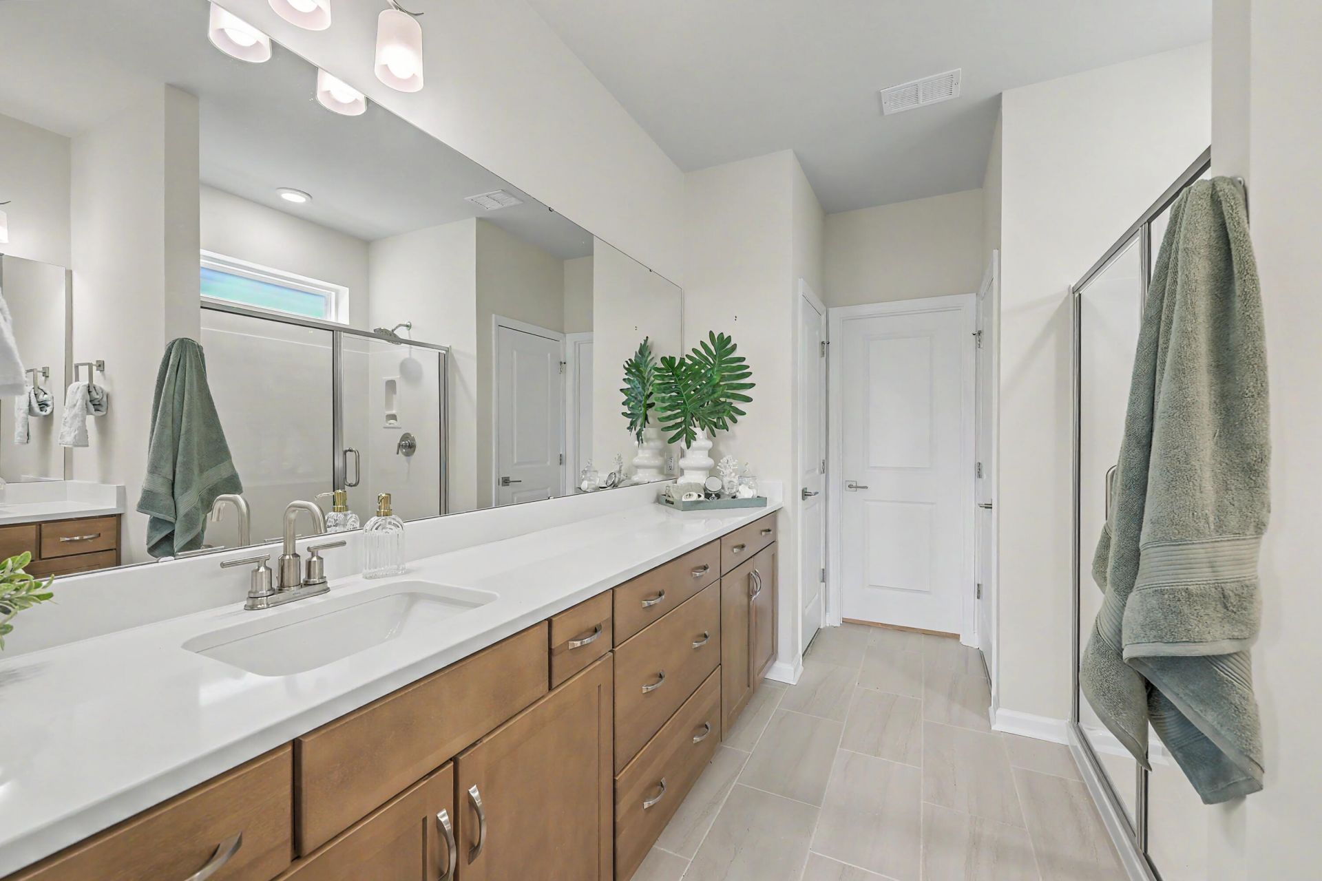 468 White Magnolia Street Photo 26