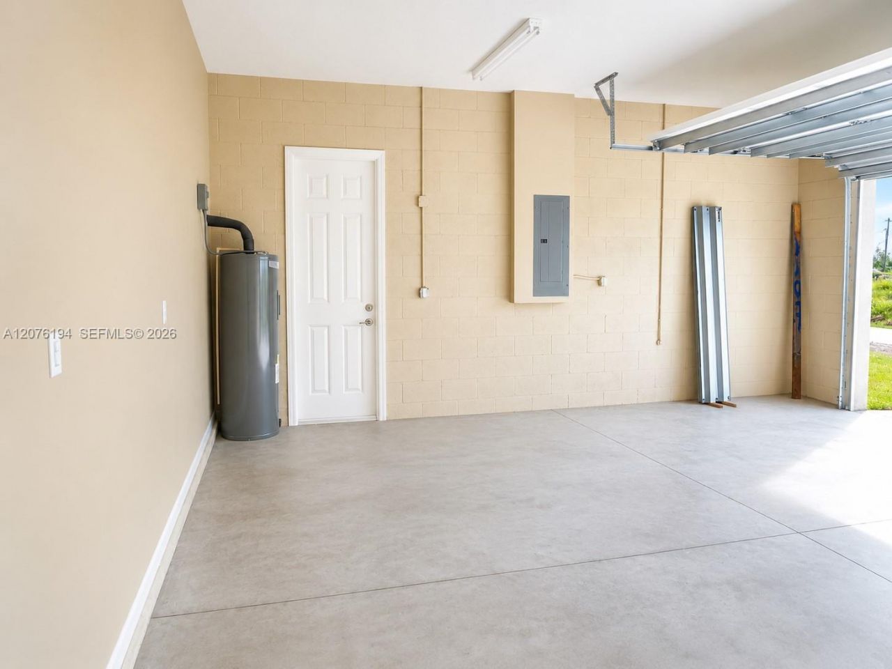 1109 Kraft St, La Belle, FL 33935 Photo