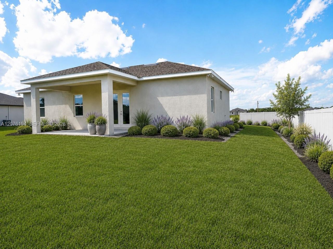 1109 Kraft St, La Belle, FL 33935 Photo