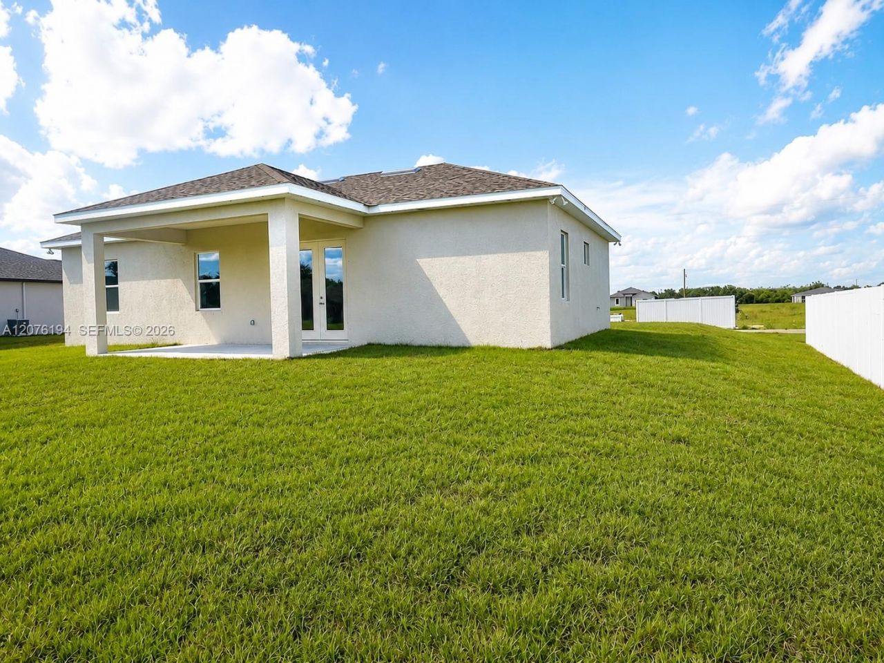 1109 Kraft St, La Belle, FL 33935 Photo