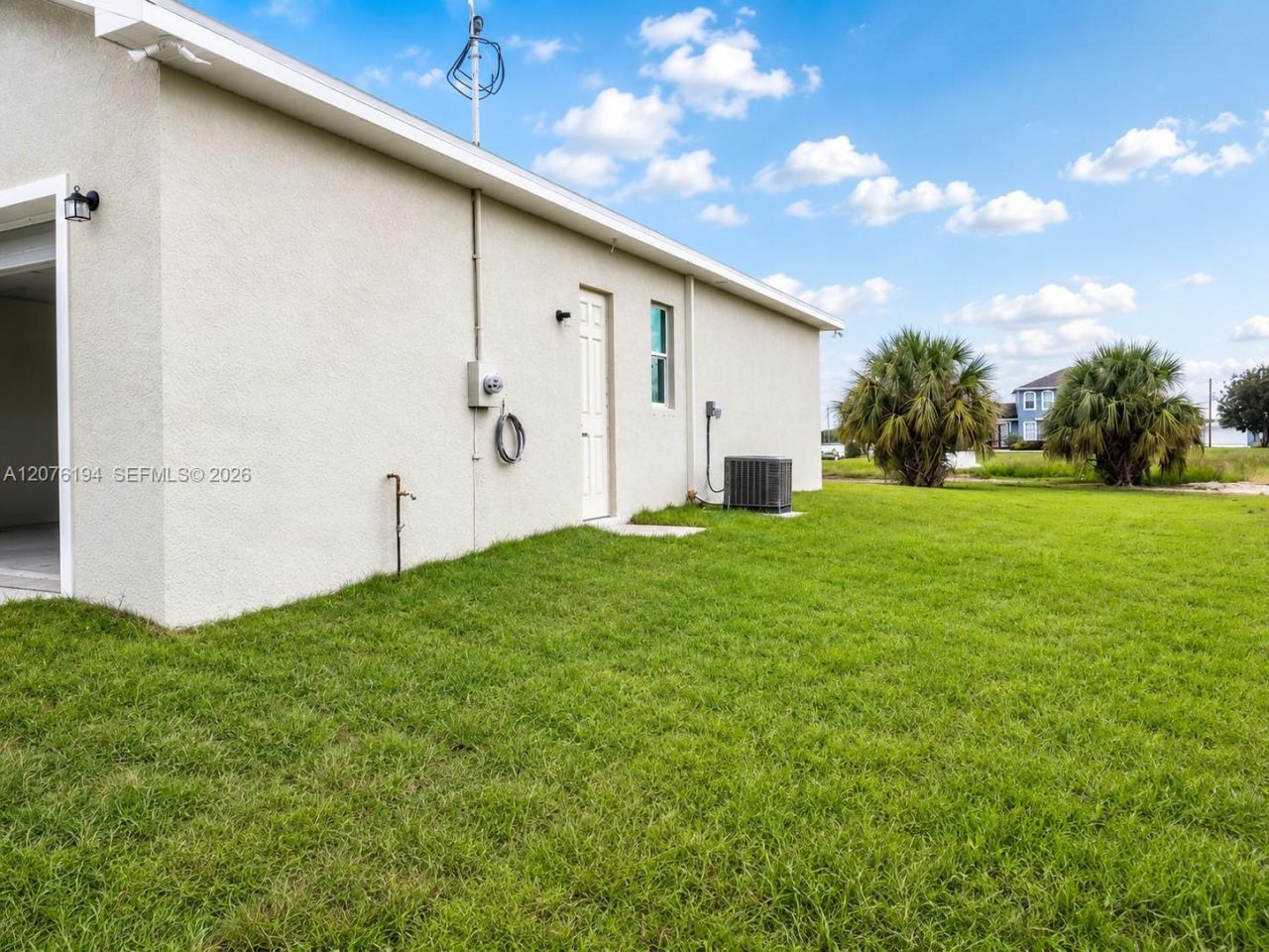 1109 Kraft St, La Belle, FL 33935 Photo