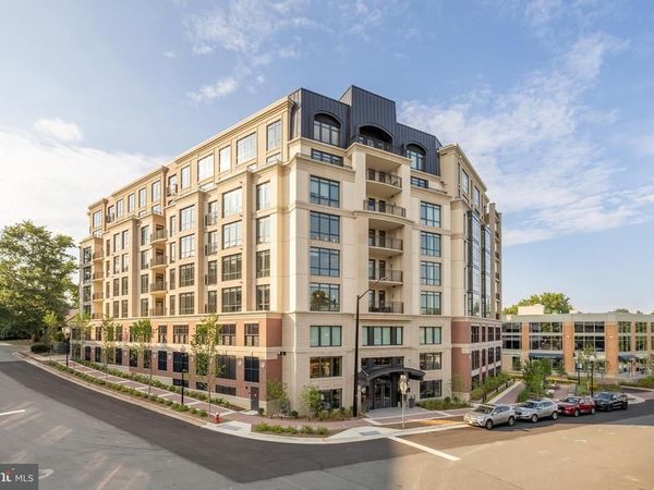 6718 LOWELL AVENUE , Unit 506, MCLEAN, VA 22101