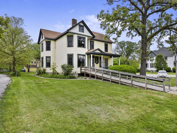 1322 Main Street , Crete, IL 60417