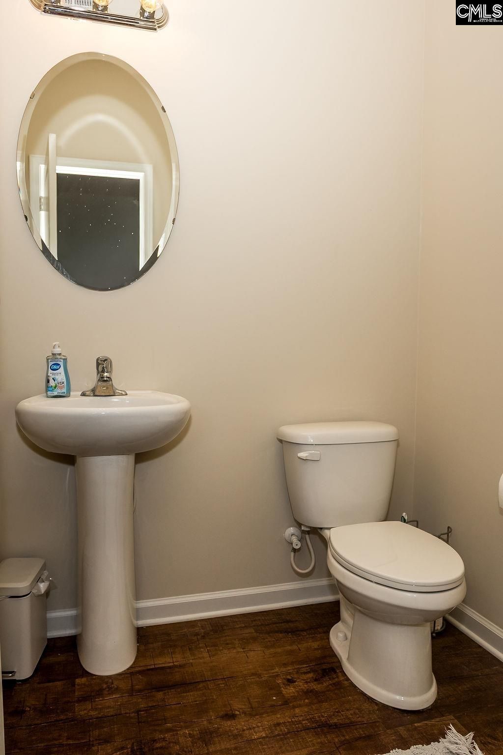 734 Westfield Road Photo 12