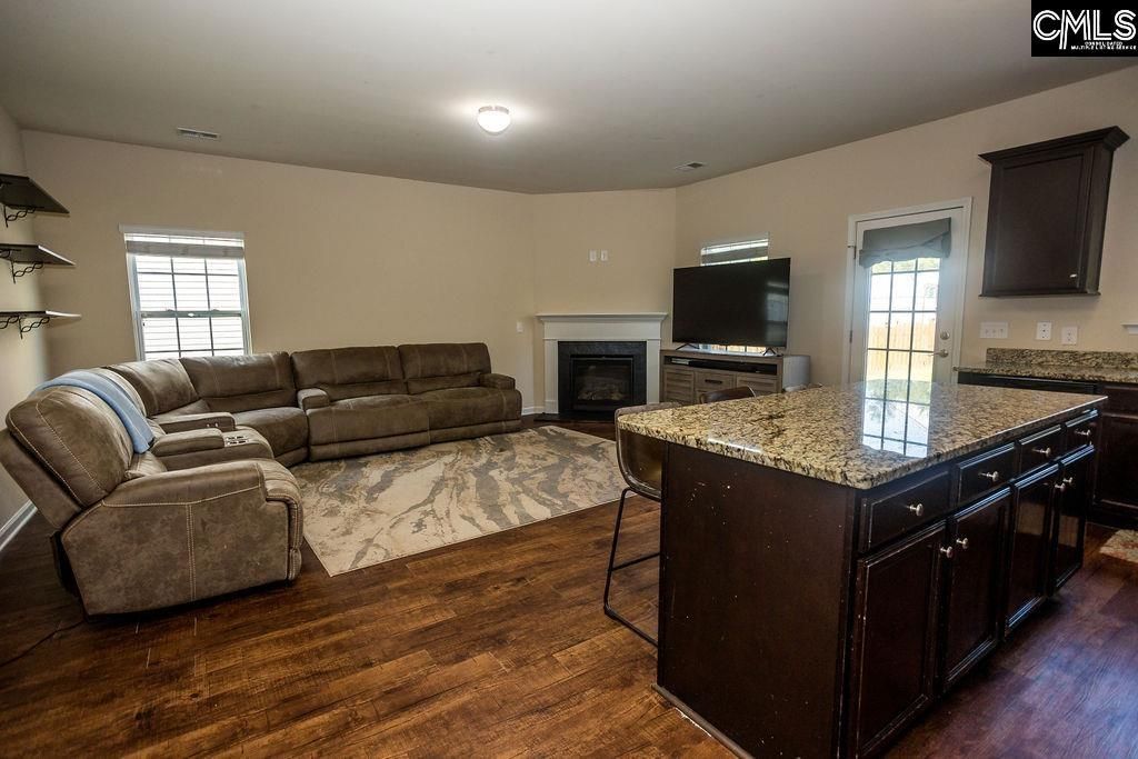 734 Westfield Road Photo 13