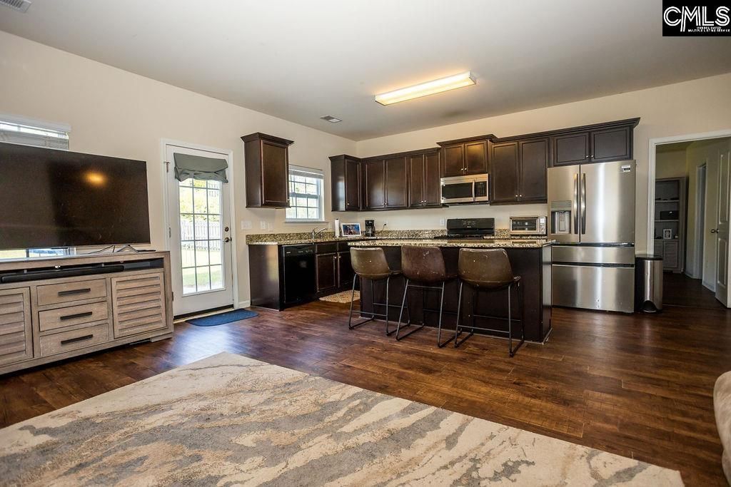 734 Westfield Road Photo 16
