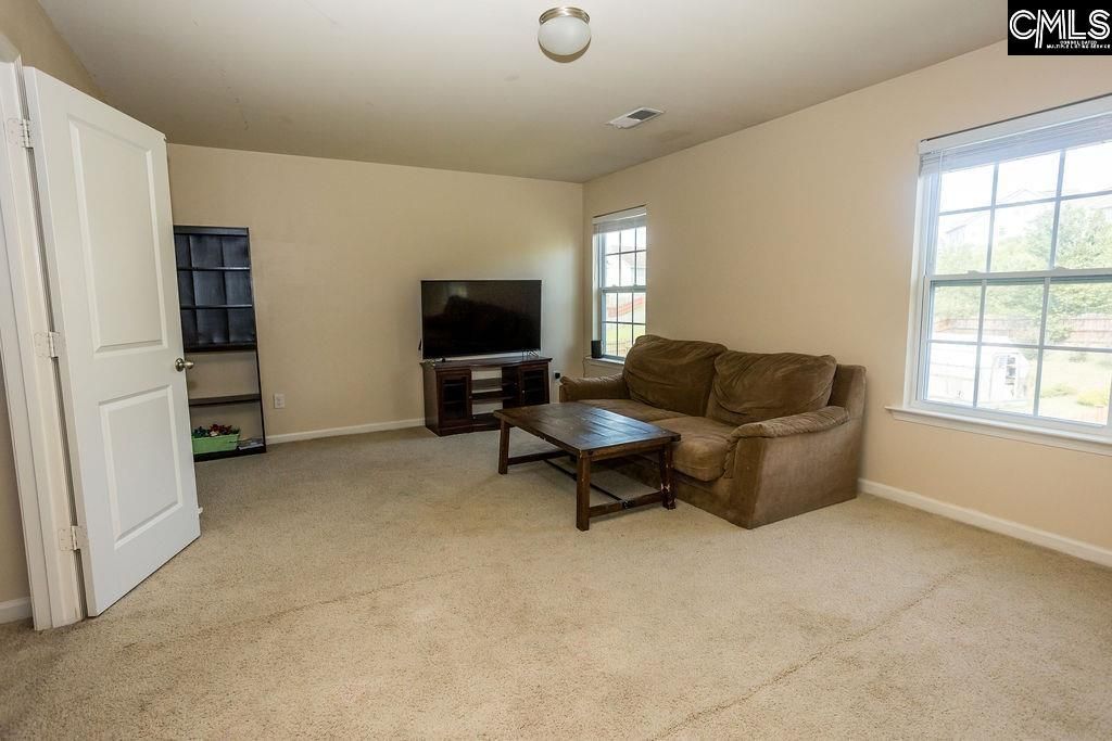734 Westfield Road Photo 28