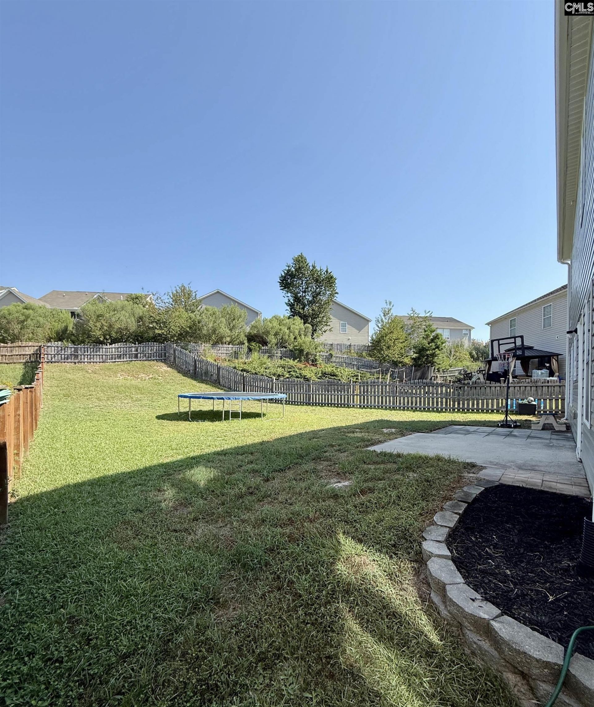 734 Westfield Road Photo 32