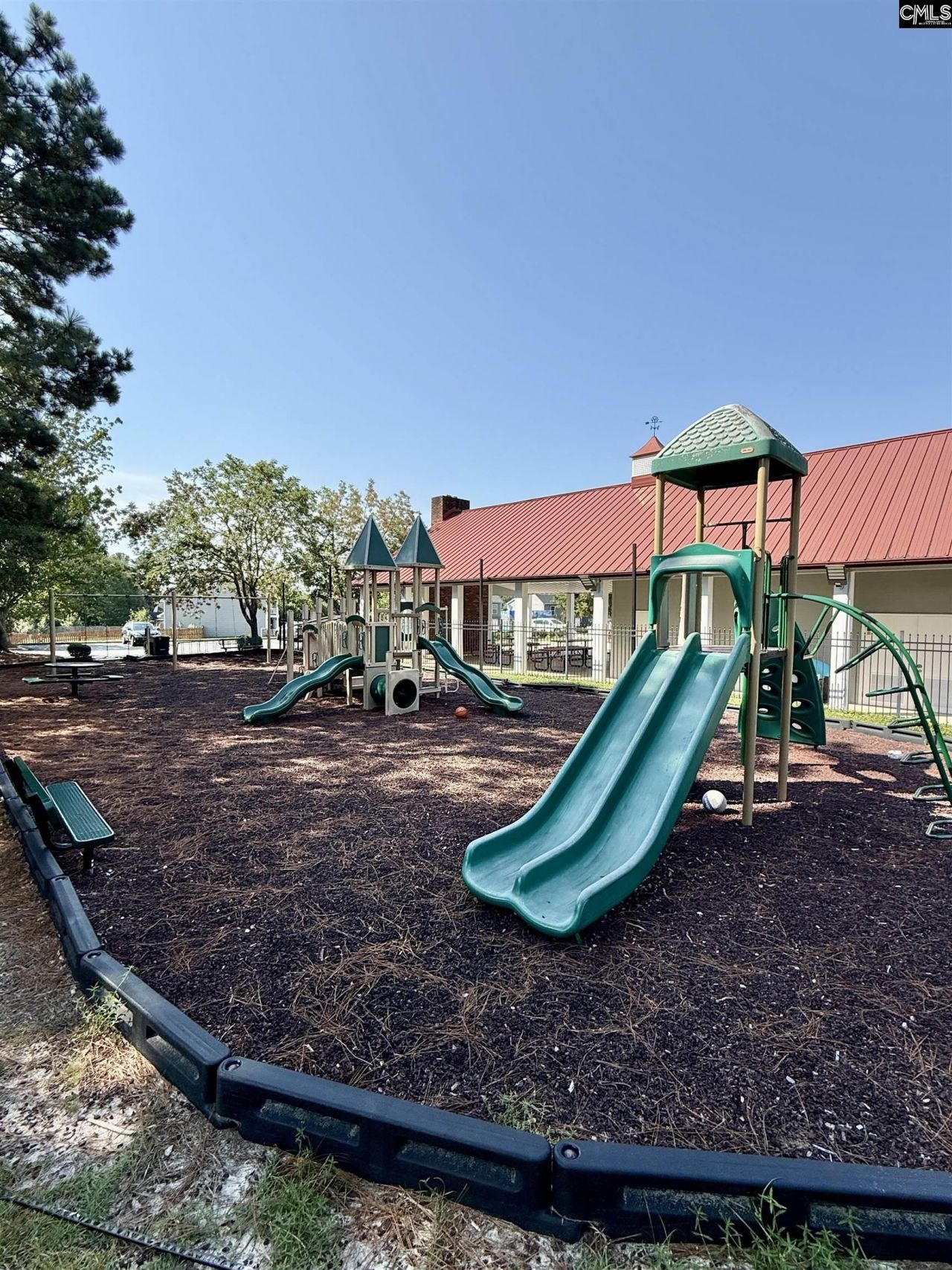 734 Westfield Road Photo 37