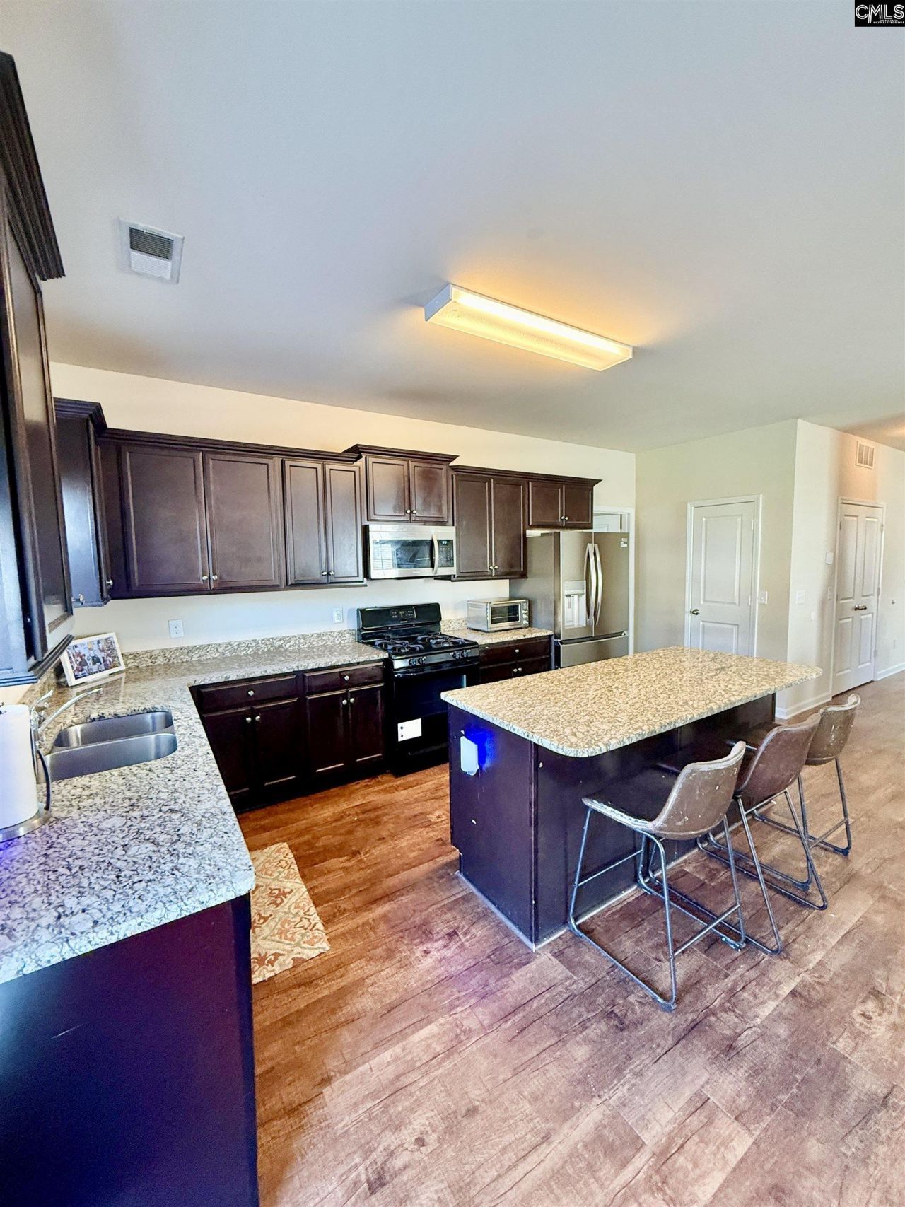 734 Westfield Road Photo 7