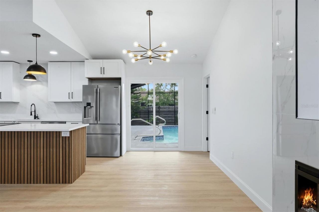 6909 9th Court E, Sarasota, FL 34243 Photo