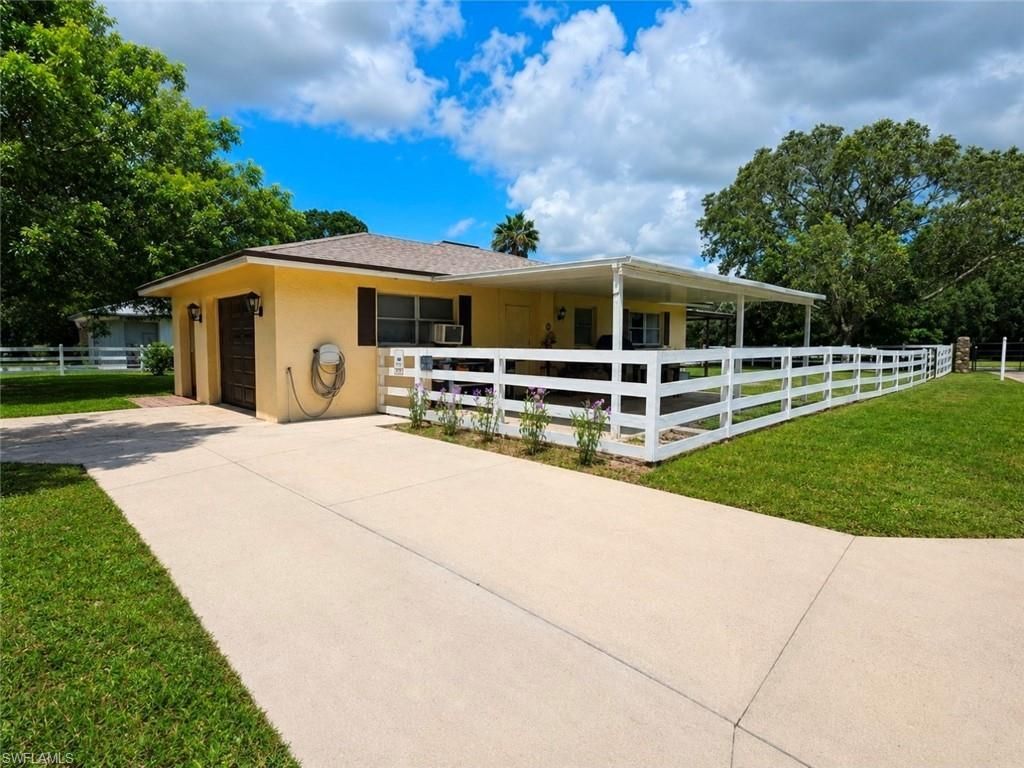 1798 Marilyn Dr , North Fort Myers, FL 33917 Photo