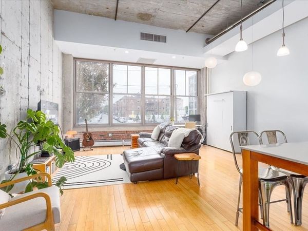 156 Porter St, Unit 112, Boston, MA 02128