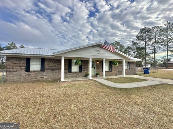 72 W Tenth Street, Mcrae-Helena, GA 31037
