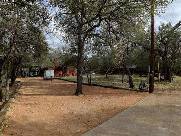 601 Echo DR, Spicewood, TX 78669