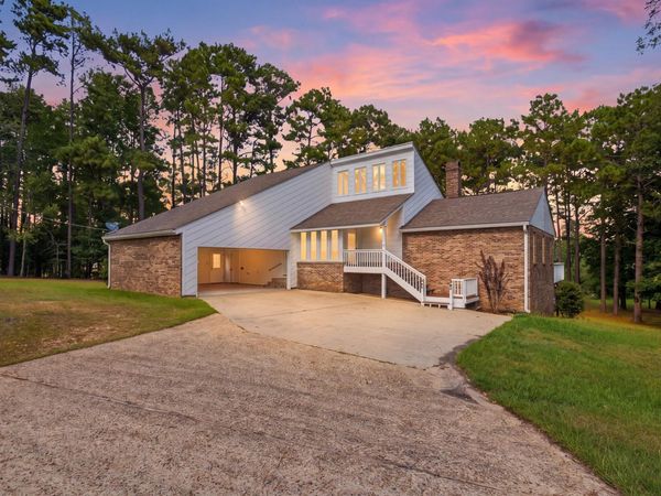 62 Mackeral Dr., Hattiesburg, MS 39402