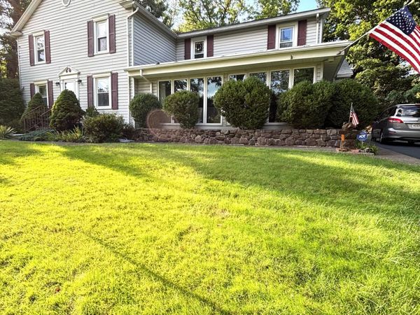 94 Country Club Road, Dallas, PA 18612