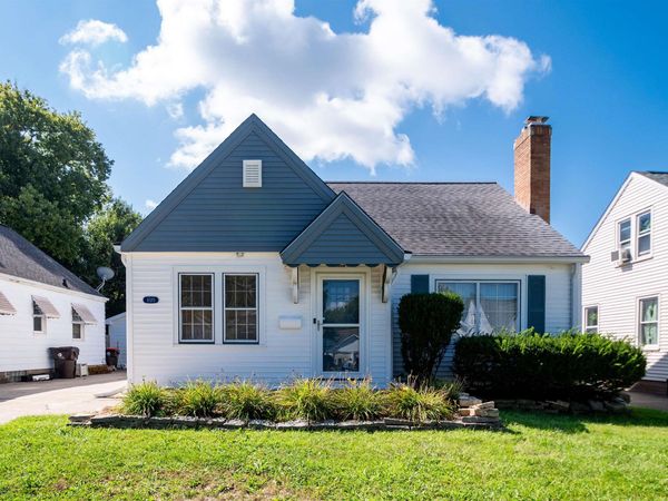 1020 E MAYWOOD Avenue, Peoria, IL 61603