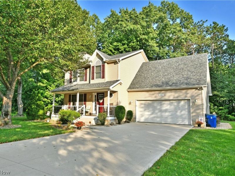 3750 Oakview Drive, Girard, OH 44420 Photo 2
