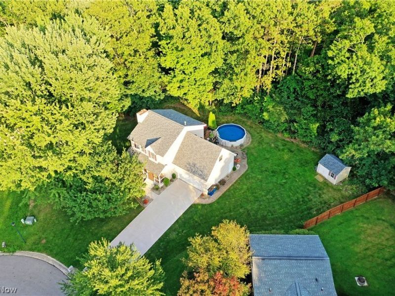 3750 Oakview Drive, Girard, OH 44420 Photo 3