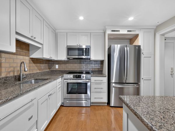 4215 Harding Pike, Unit 412, Nashville, TN 37205