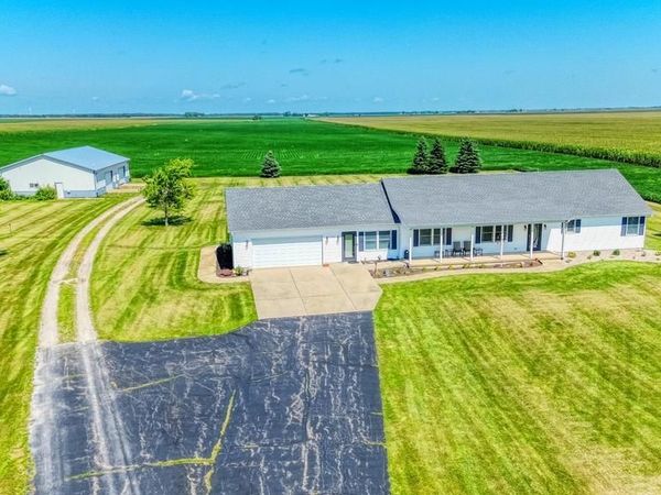 1700 W Scully Road , Dwight, IL 60420