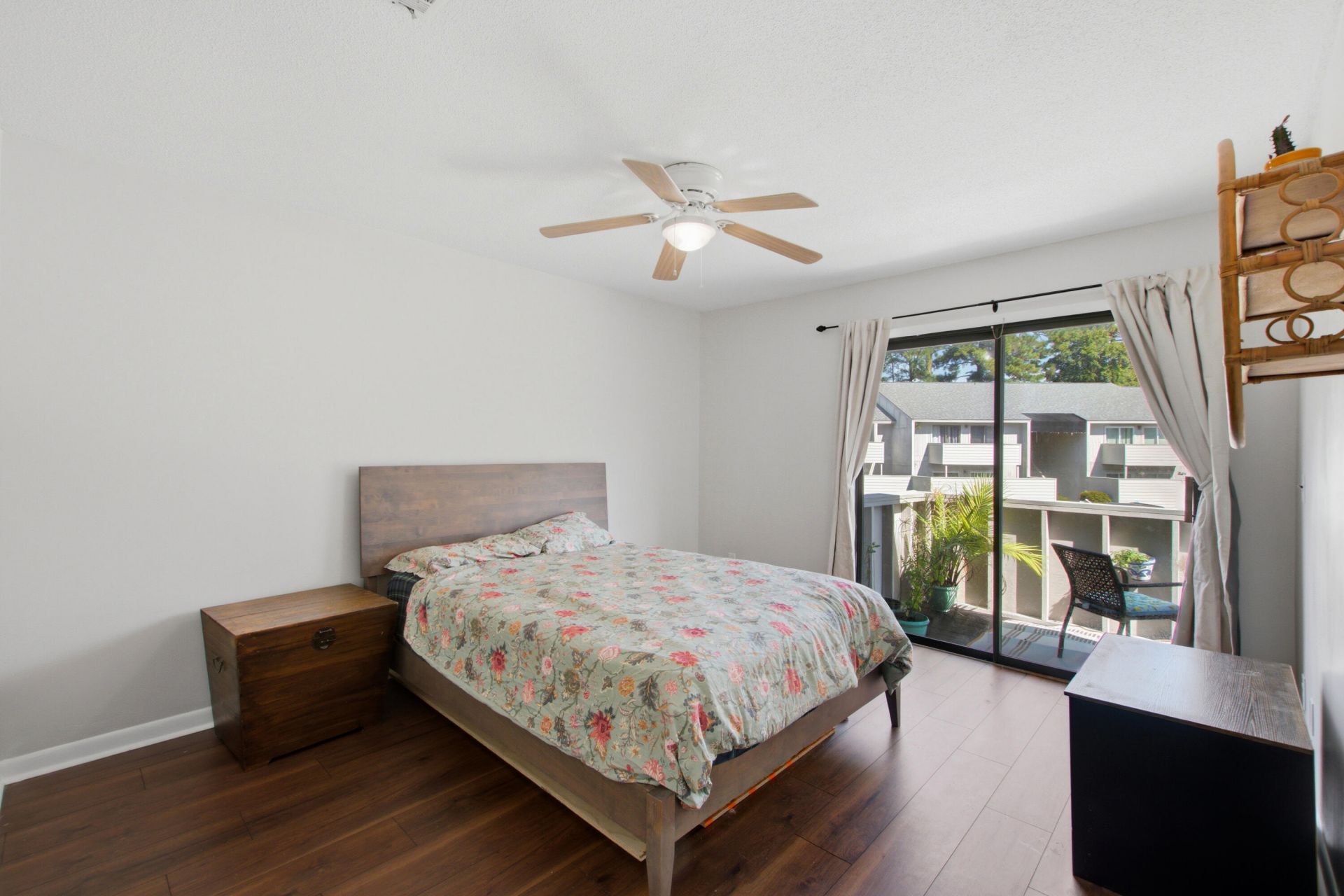 307 Greenmeadow Drive Photo 18