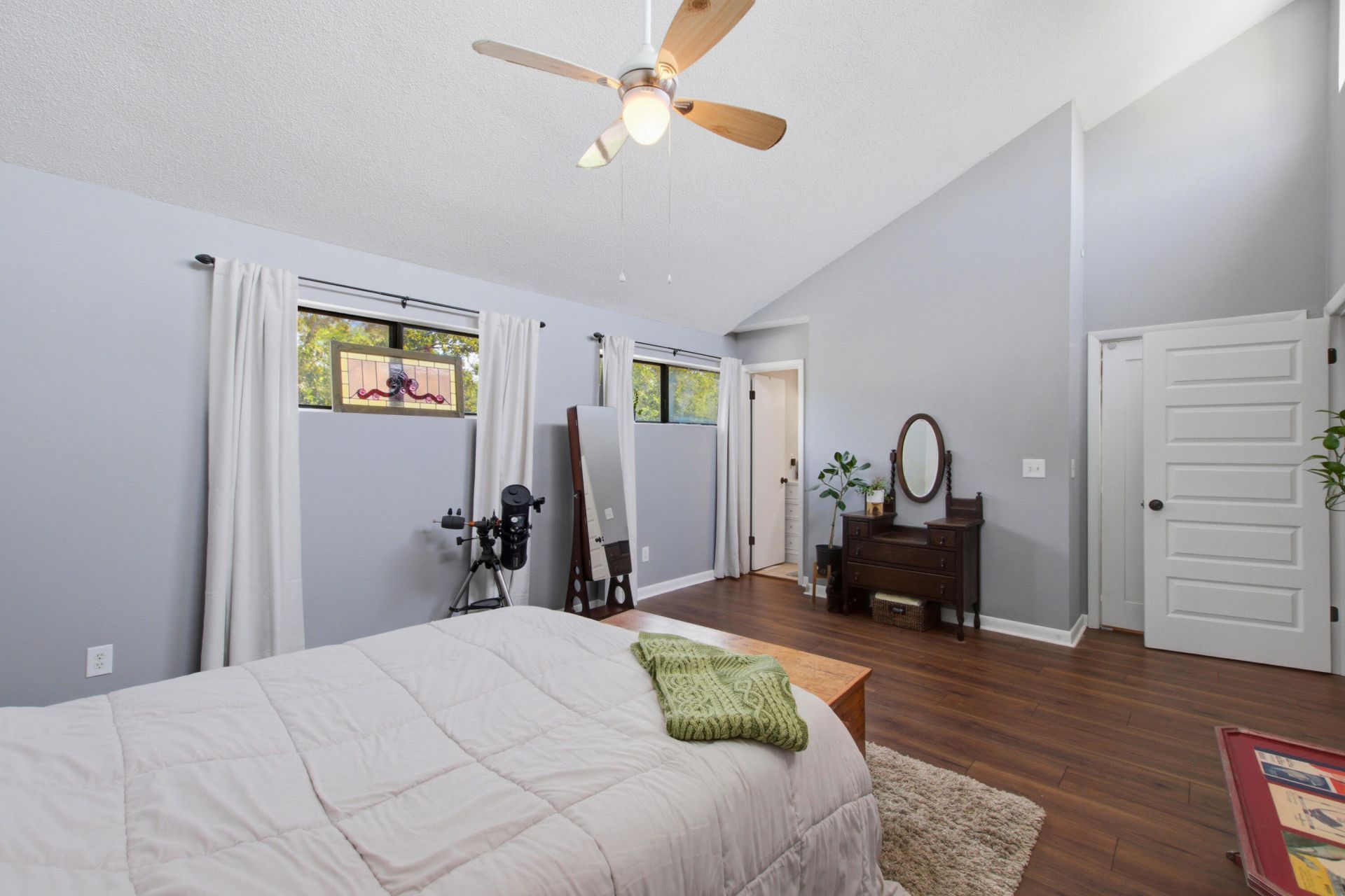 307 Greenmeadow Drive Photo 23