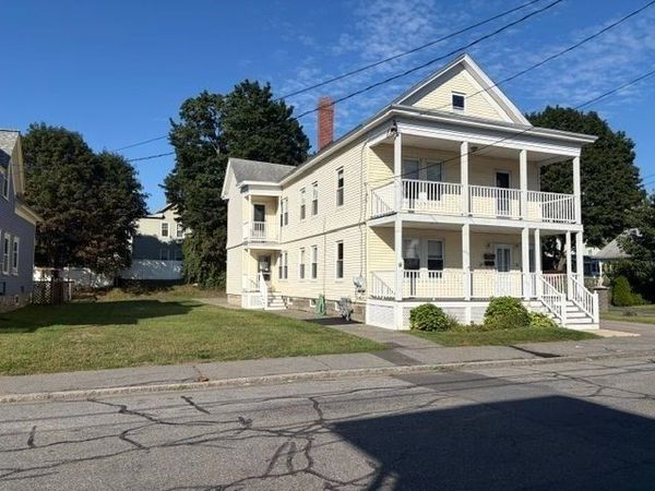 44-46 Starbird St, Lowell, MA 01854